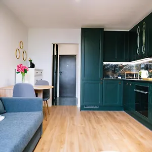 https://green-ochota-apartments-by-rentujemy.warsawhotelspoland.com